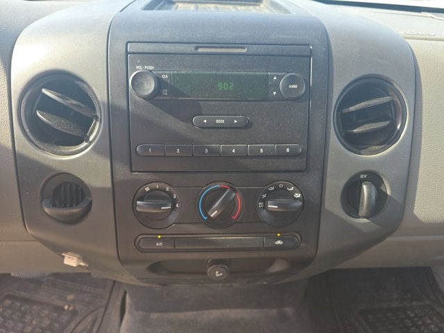 2005 Ford F-150 XL