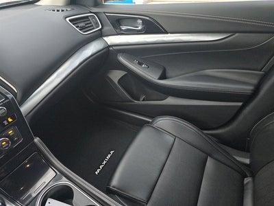 2022 Nissan Maxima SV