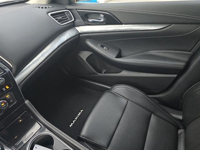 2022 Nissan Maxima SV