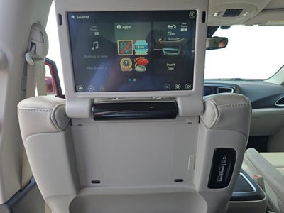 2017 Chrysler Pacifica Touring-L Plus