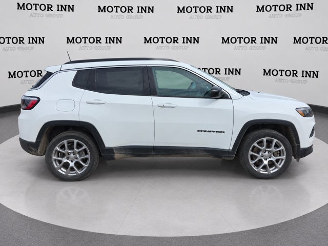 2023 Jeep Compass Latitude Lux