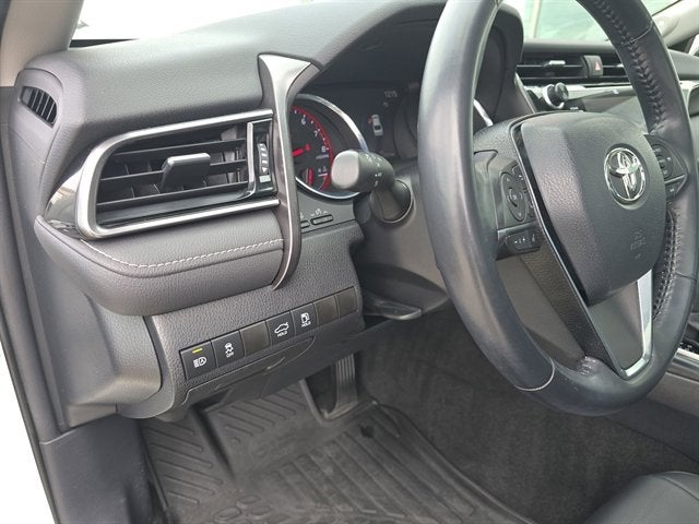 2019 Toyota CAMRY XSE V6