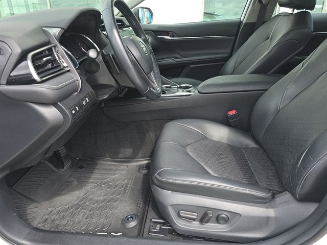 2019 Toyota CAMRY XSE V6