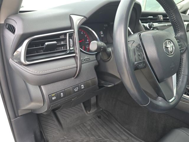 2019 Toyota CAMRY XSE V6
