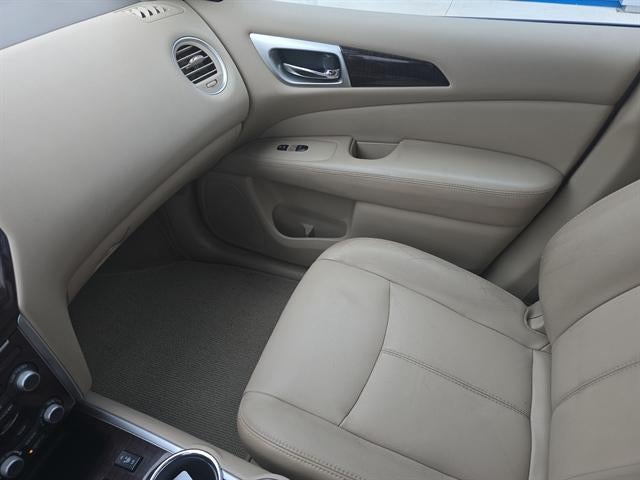 2013 Nissan Pathfinder SL