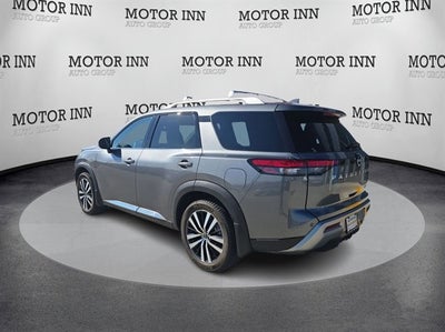 2024 Nissan Pathfinder Platinum