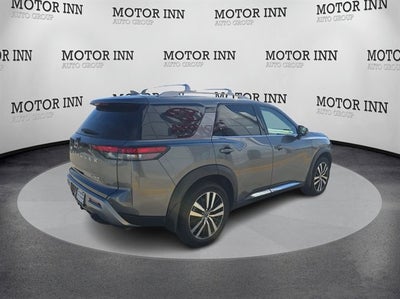 2024 Nissan Pathfinder Platinum