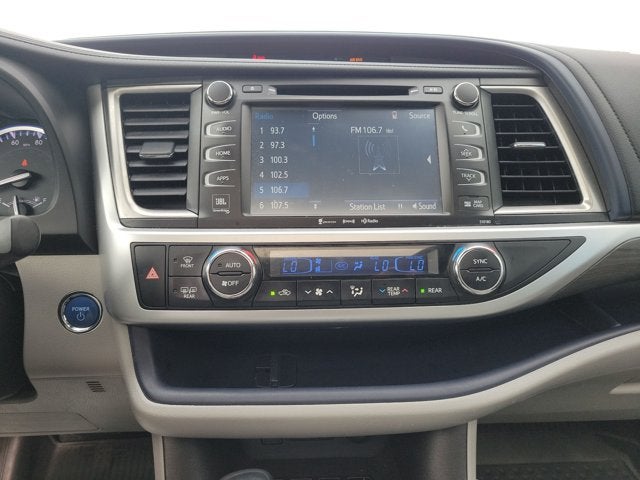 2017 Toyota Highlander Base