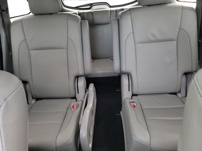 2017 Toyota Highlander Base