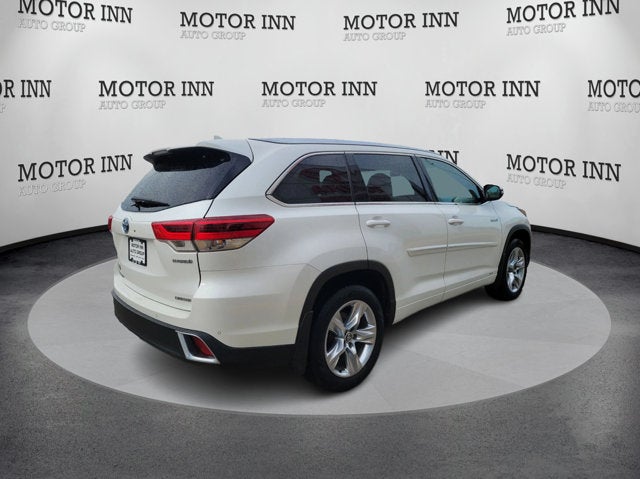 2017 Toyota Highlander Base