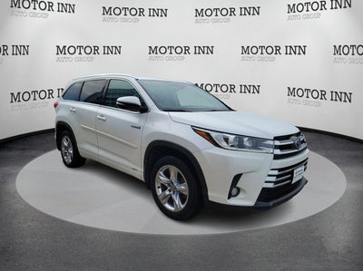 2017 Toyota Highlander Base