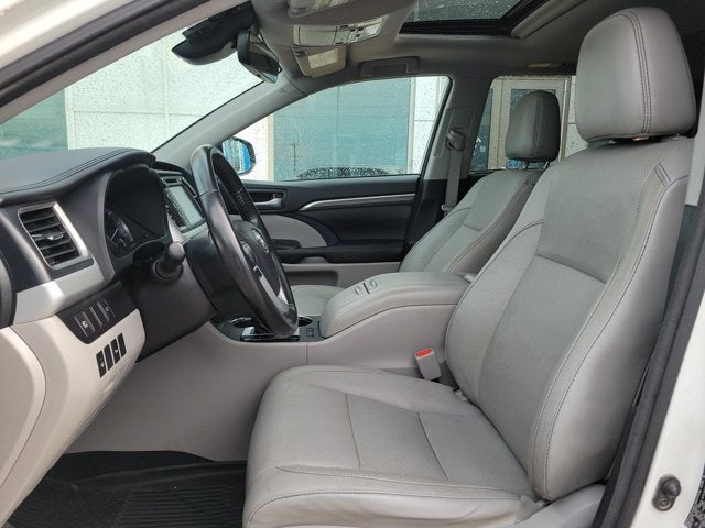 2017 Toyota Highlander Base