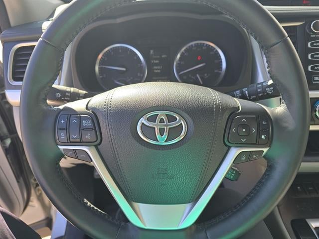 2018 Toyota HIGHLANDER Limited Platinum