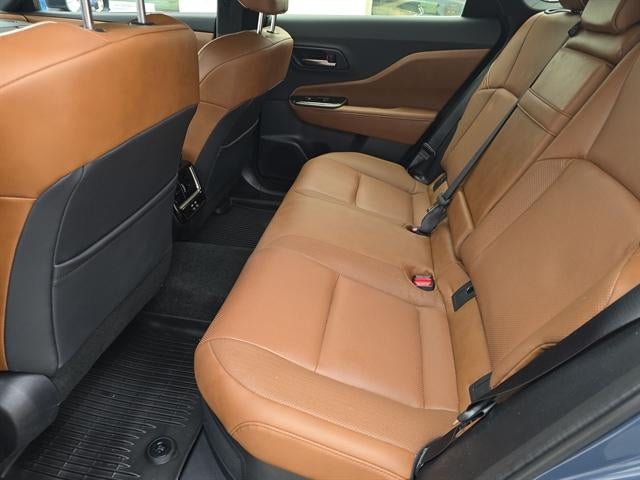 2025 Toyota CROWN SIGNIA XLE