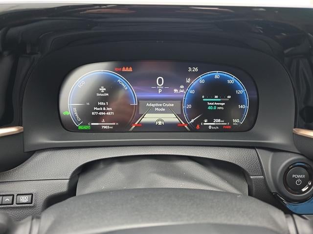 2025 Toyota CROWN SIGNIA XLE