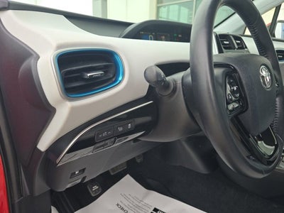 2019 Toyota Prius XLE