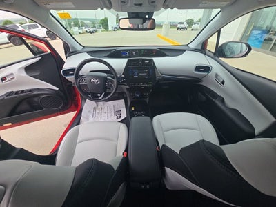 2019 Toyota Prius XLE