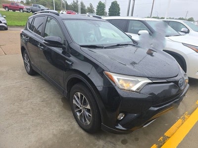 2017 Toyota RAV4 Hybrid XLE