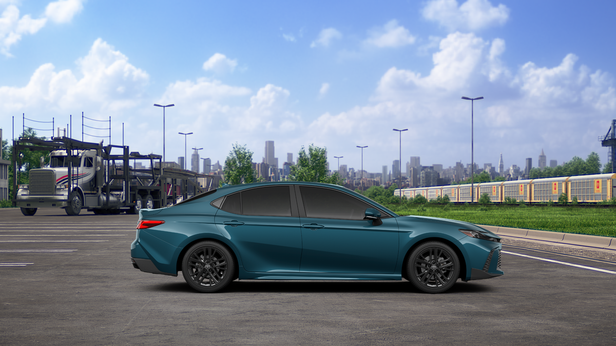2027 Toyota Camry SE AWD